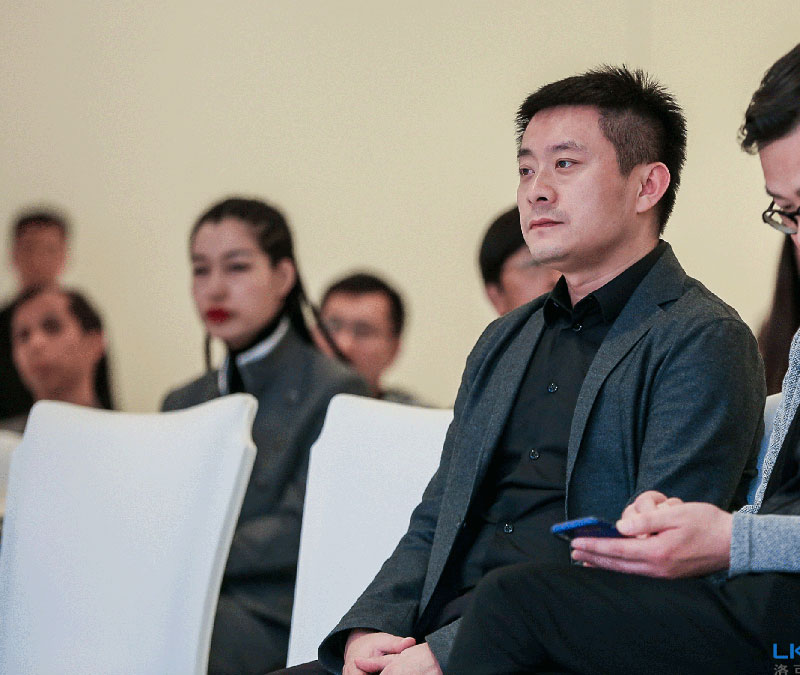 1538999483137740.jpg 4.jpg